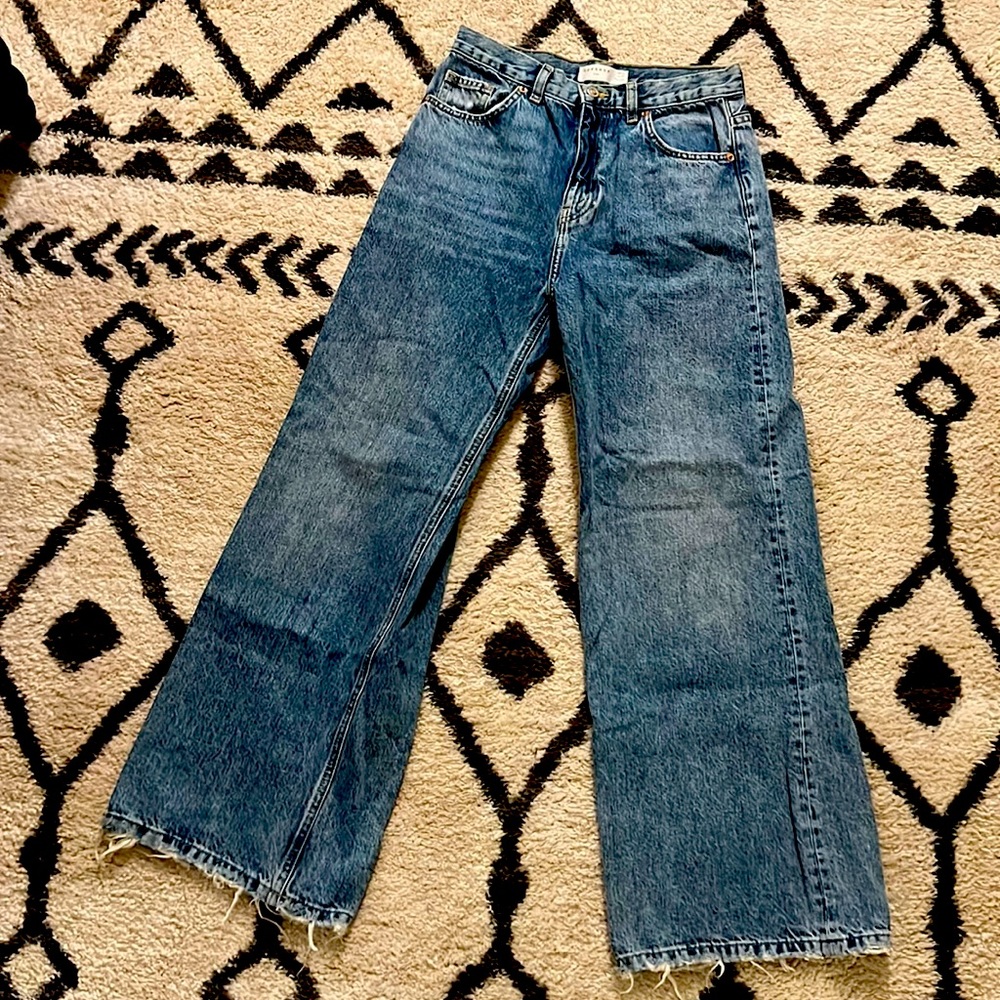Top Shop High High Waist Wide Legged Jeans